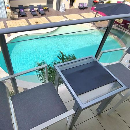 Eden By The Bay Aparthotel Hervey Bay Exteriör bild